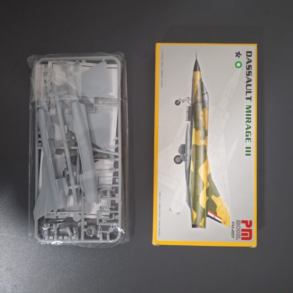 Maketa aviona DASSUALT MIRAGE III - Image 2