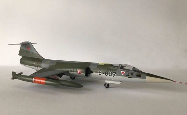 Maketa aviona LOCKHEED F-104G STARFIGHTER 4 - Image 2
