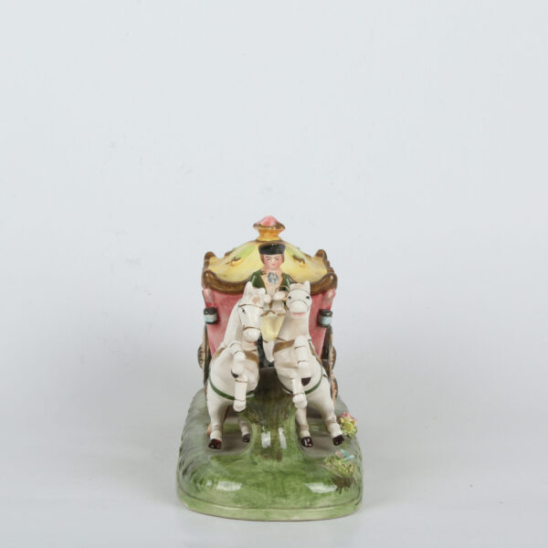Porcelanska figura Kineski muzičar sa konjima - Image 4