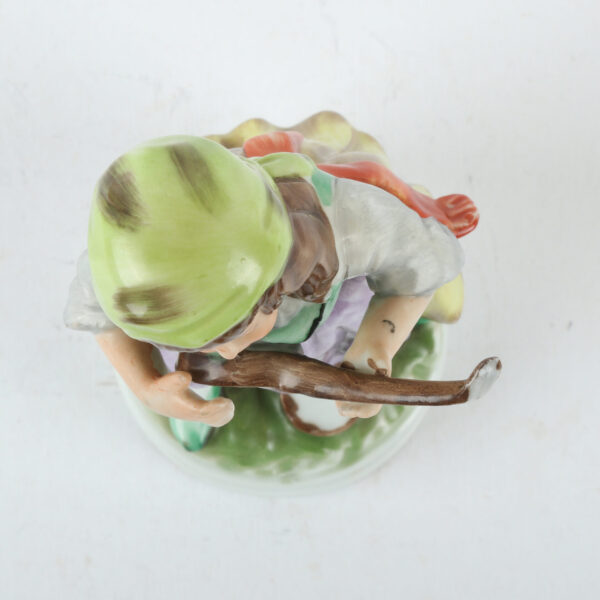 Porcelanska figura Capodimonte- Devojka - Image 7