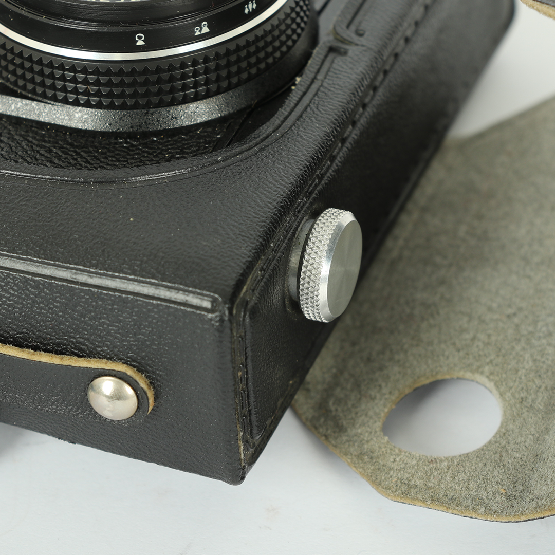 Vintage fotoaparat - Elikon 35C - Slika 13