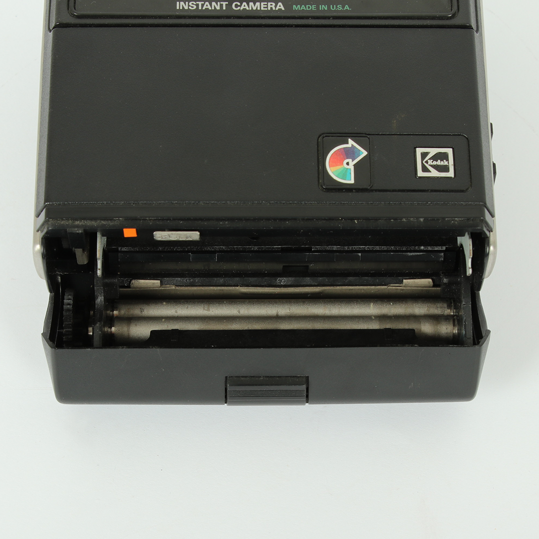 Vintage fotoaparat - Kodak EK160-EF instant camera - Slika 16